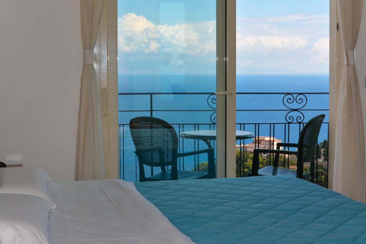 Hotel Condor Taormina Esterno foto