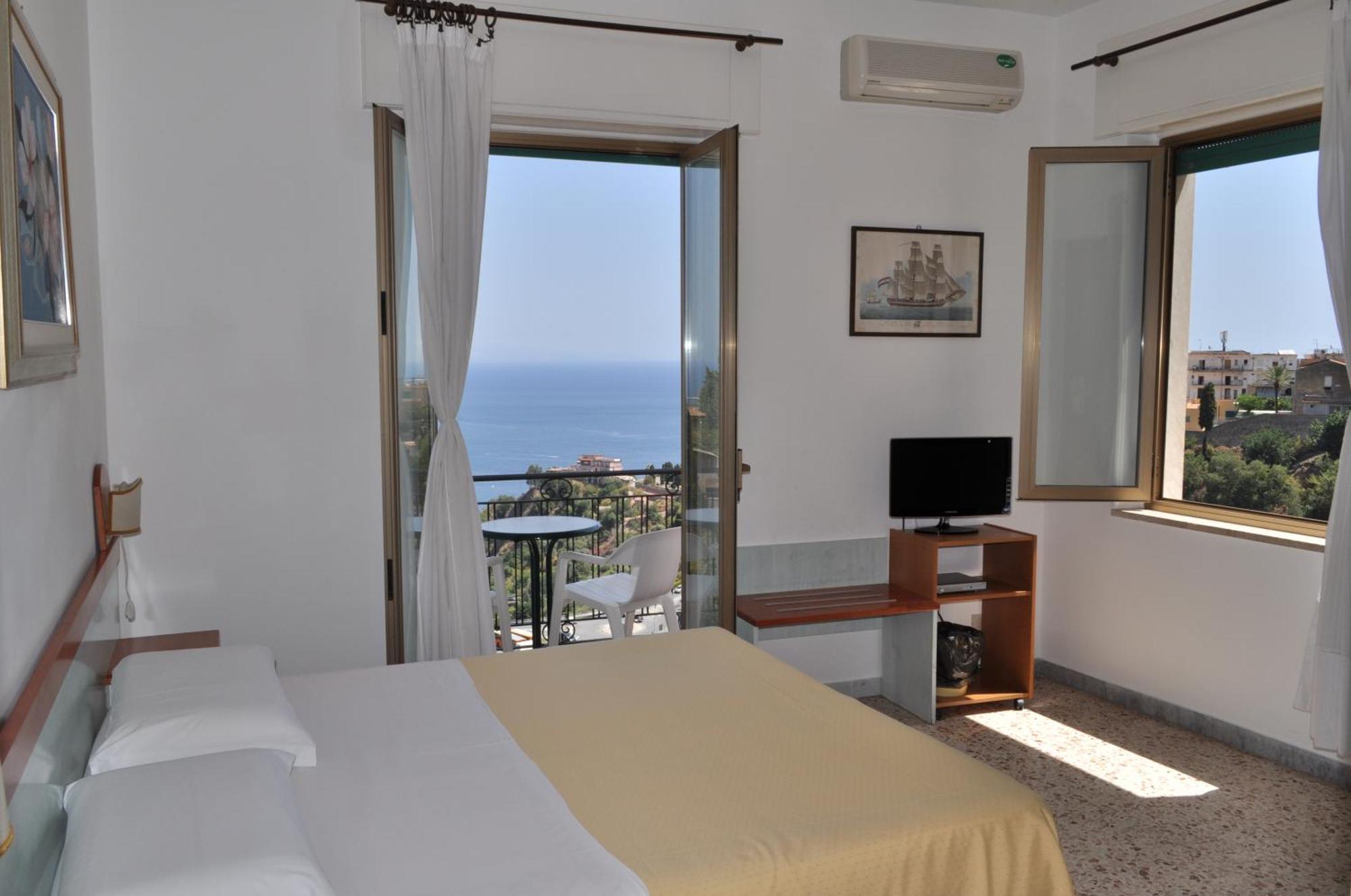 Hotel Condor Taormina Esterno foto